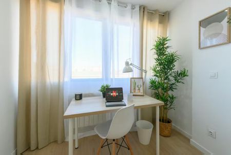 Avenida de las Ciudades, Getafe, Community of Madrid 28903 - Photo 2