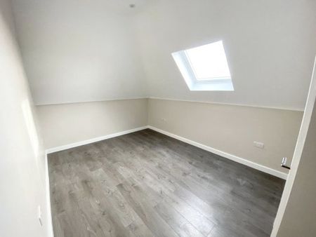 Danelaw Court, Hinckley, LE10 - Photo 4