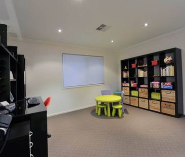 19 Lancaster Street, Coorparoo QLD 4151 - House For Rent | Domain - Photo 4