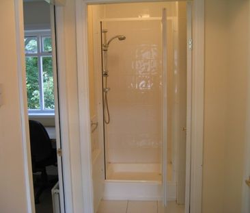 5 bed house close to New College - good bus links to central Durham - Photo 6