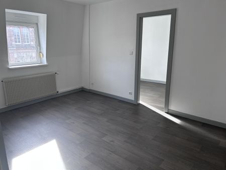 Location Appartement 7 pièces 115m² MULHOUSE 68100 - Photo 2