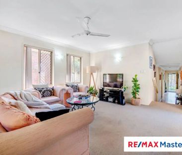 “Great Family Home” - Photo 2