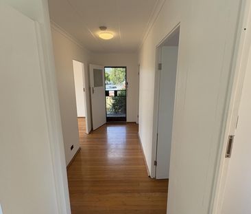 26 Aleppo Crescent, Frankston North, VIC 3200 - Photo 2