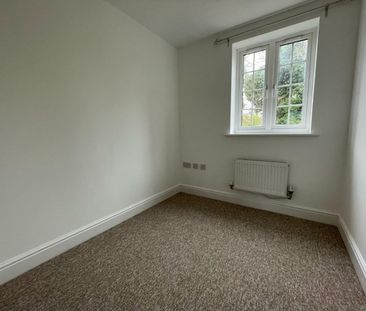 4 bedroom House To Let - Photo 5
