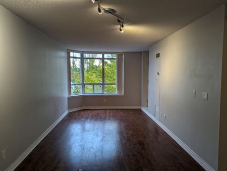 For Lease - 130 Pond Drive Unit# 301, Markham, Ontario - Photo 2