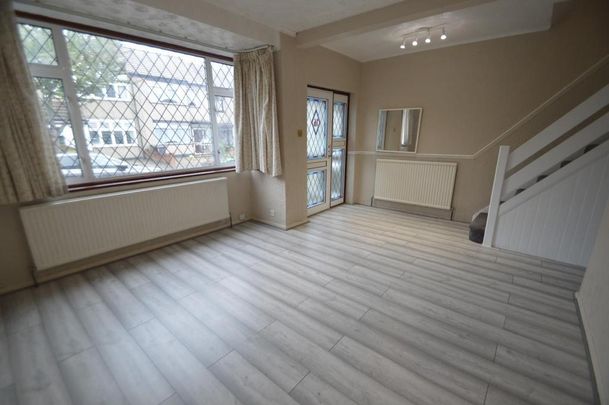 3 bedroom terraced house to rent - Photo 1