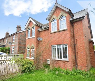 2 bedroom semi-detached house to rent - Photo 6