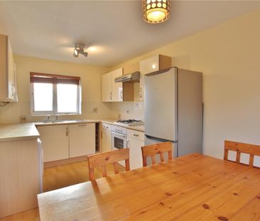 3 bedroom semi-detached house to rent - Photo 6