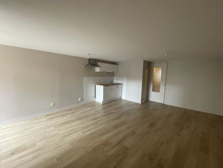 Location Appartement 2 pièces 42m² BRIOUDE 43100 - Photo 3