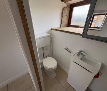 1 bedroom barn conversion to rent - Photo 4