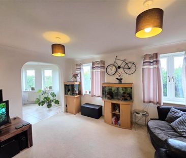 2 bedroom apartment to rent - Photo 2