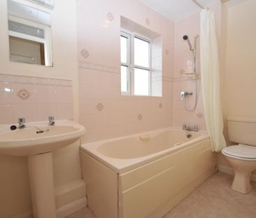 1 bedroom semi-detached house to rent - Photo 3