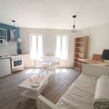 Location Appartement 1 pièce 21m² AGEN 47000 - Photo 4