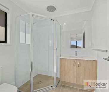 "Neat and Tidy Property" - Photo 4