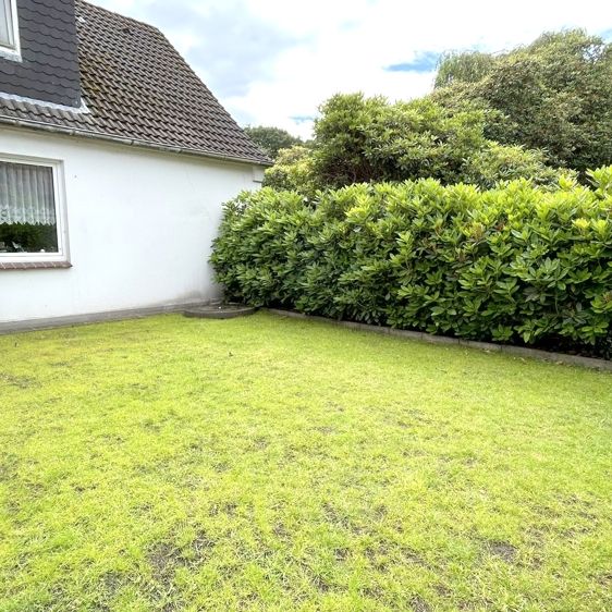 Attraktive 2-Zimmer-Erdgeschosswohnung mit Garage und Garten in Oldenburg-Ofenerdiek - Photo 1