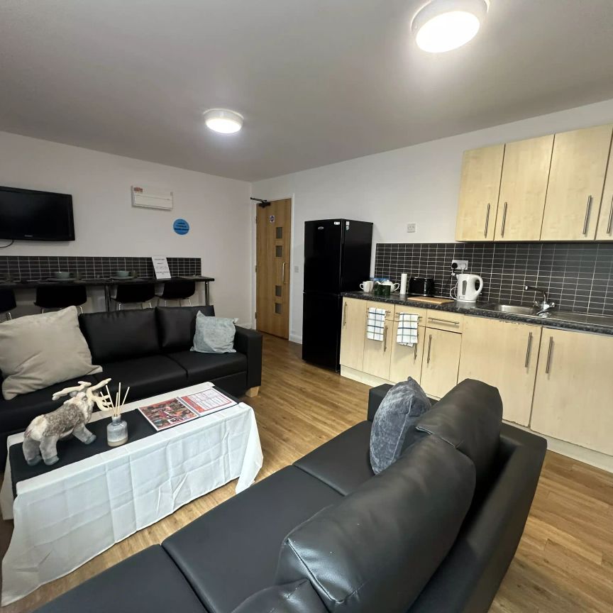 Silver 2 Bed Room - Photo 1