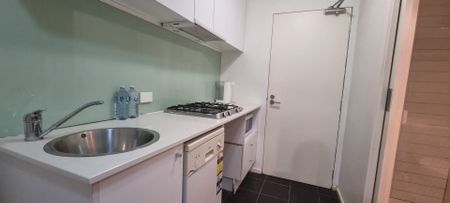 Convenient Student Accommodation - Photo 4