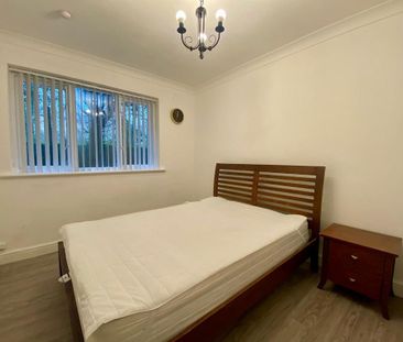 2 bedroom flat to rent - Photo 6