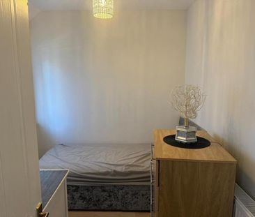 Room in a Shared House, Foundry Walk, LS8 - Photo 2