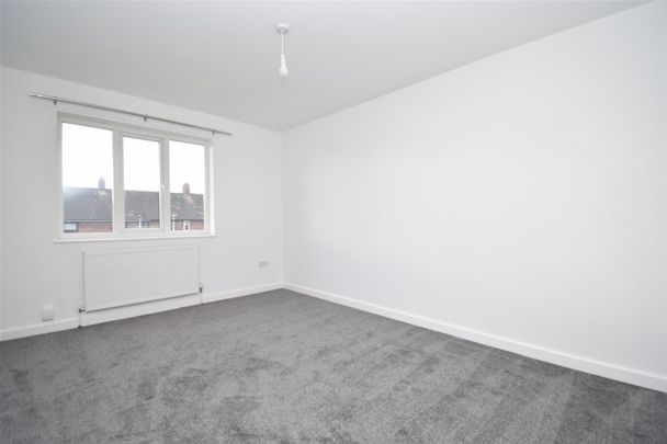 Derwent Road, Wakefield - Photo 1