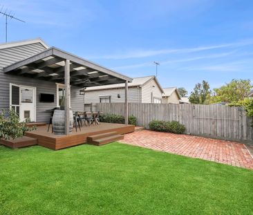 Coveted Location - Oozing Charm - Photo 6
