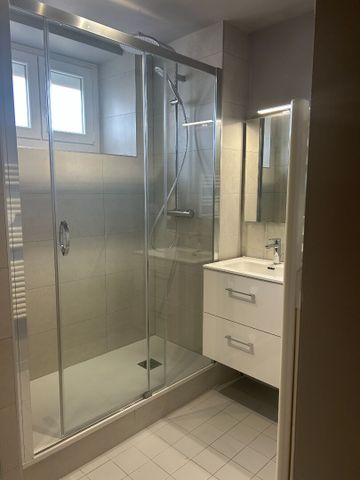 Location Appartement 1 pièce 31m² - Photo 5