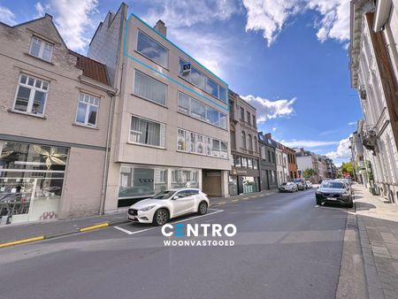 Rustig gelegen LICHTRIJK 3 SLPK appartement (157m²) nabij centrum en station Roeselare. - Foto 3