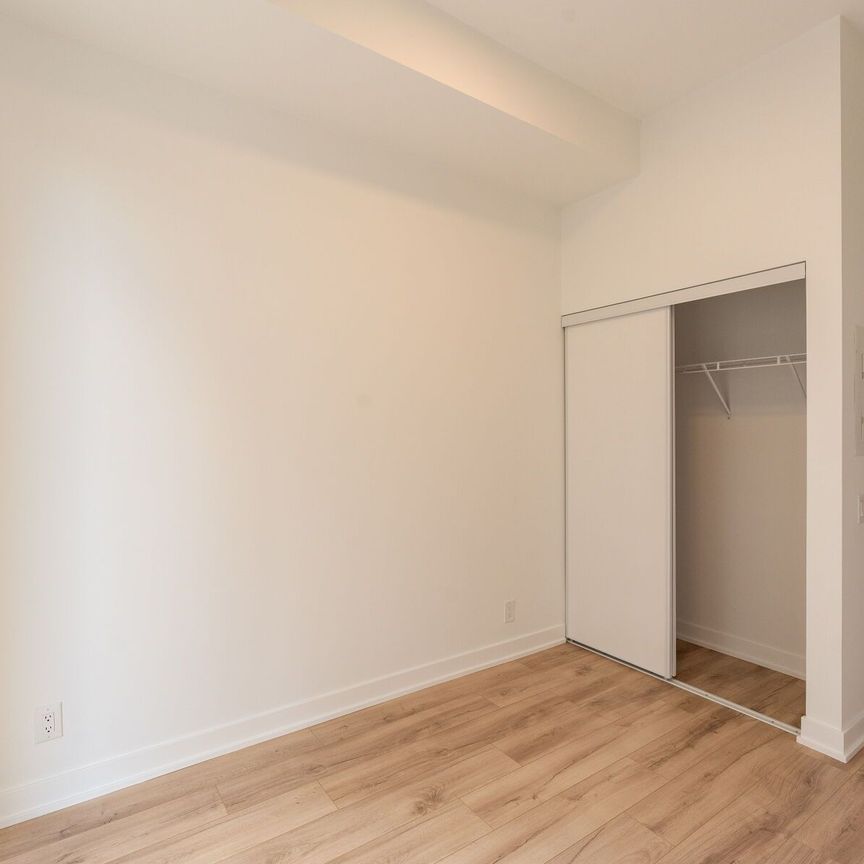 For Lease - 1660 Bloor Street Unit# 404, Toronto, Ontario - Photo 1