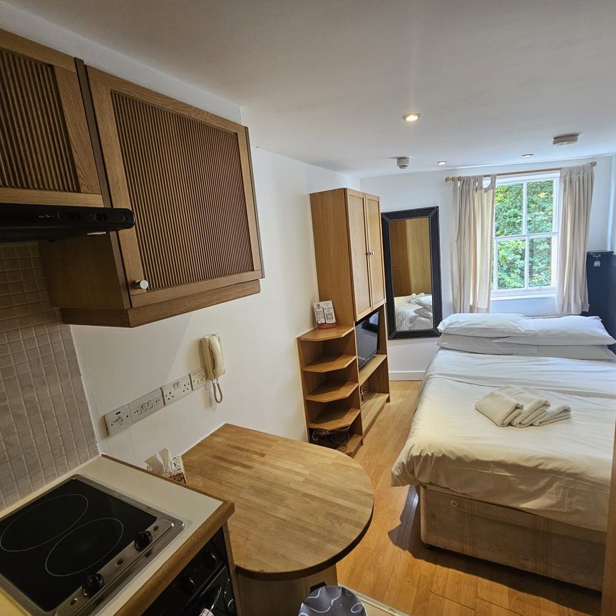 Cartwright Gardens, Bloomsbury, WC1H 9EH, London - Photo 1