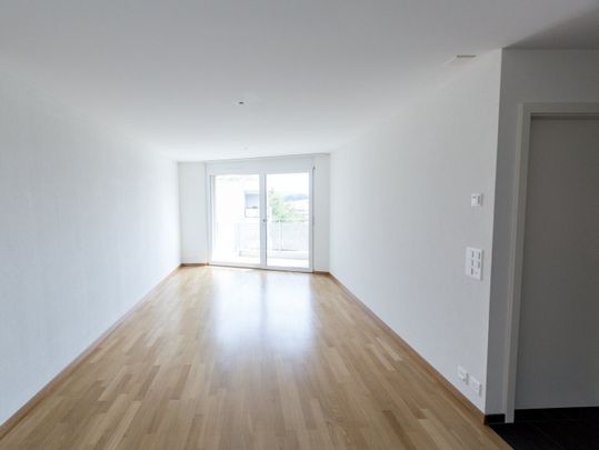 2.5 room apartment on the 2nd floor! - Foto 1