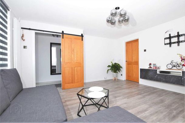 54 Glenmore Park, Lisburn, BT27 4RT - Photo 1