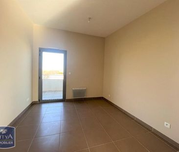 Location Appartement 4 pièces 84m² AVIGNON 84000 - Photo 2