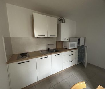 Location Appartement 1 pièce Meublé 34m² LE CREUSOT 71200 - Photo 4