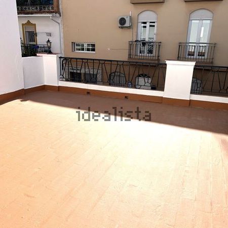 Alquiler de piso en Centro - Photo 1