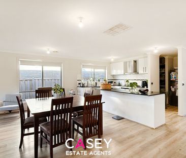 21 Anvil Way, Clyde North - Photo 4