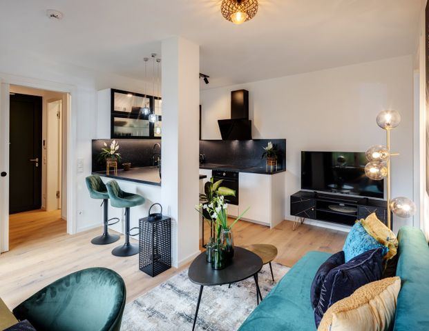 Central Dreimühlenviertel: stylish apartment for rent - Photo 1