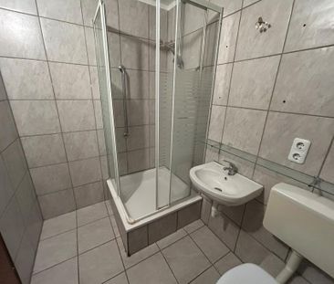 1 Zimmer Küche Bad 53 qm Balkon Pkw Stellplatz - Foto 1