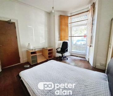 St. Helens Avenue, SWANSEA - Photo 2