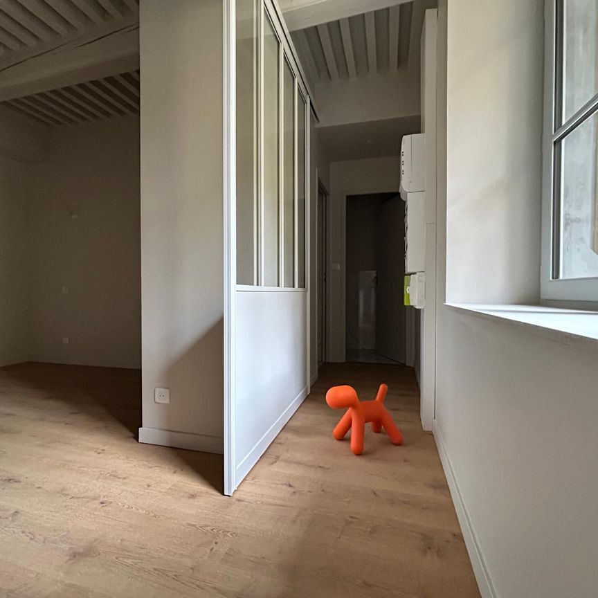 Au coeur du plateau central, superbe T2 entièrement rénové. - Photo 1
