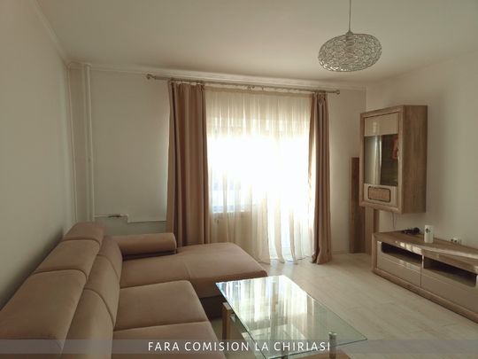 GARSONIERA SPATIOASA, PRIMITOARE, CU PARCARE PRIVATA - CARTIERUL NORD - Fotografie 1