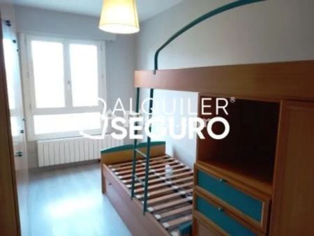 Piso en alquiler en Judimendi - Sta. Lucia - Photo 2
