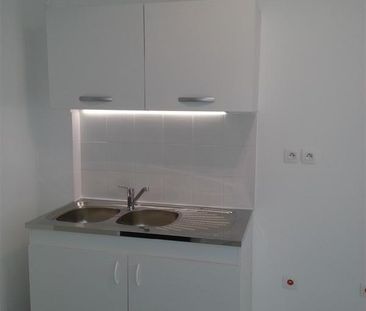 Location Appartement 2 pièces 41m² ST HERBLAIN 44800 - Photo 3