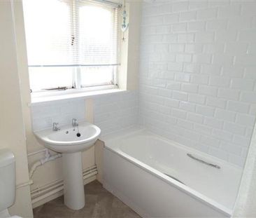 1 bedroom terraced house to rent - Photo 2
