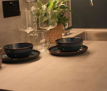 1 bedroom in a flat share to rent - Photo 6