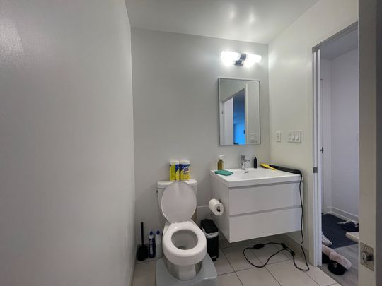 For Lease - 38 Simcoe Promenade Unit# 511, Markham, Ontario - Photo 1