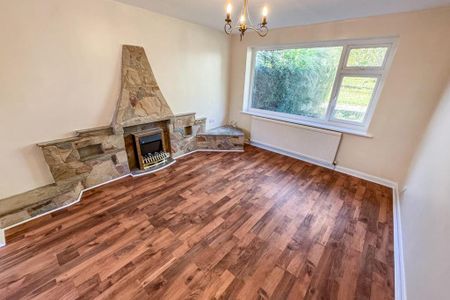 3 bedroom semi-detached house to rent - Photo 2