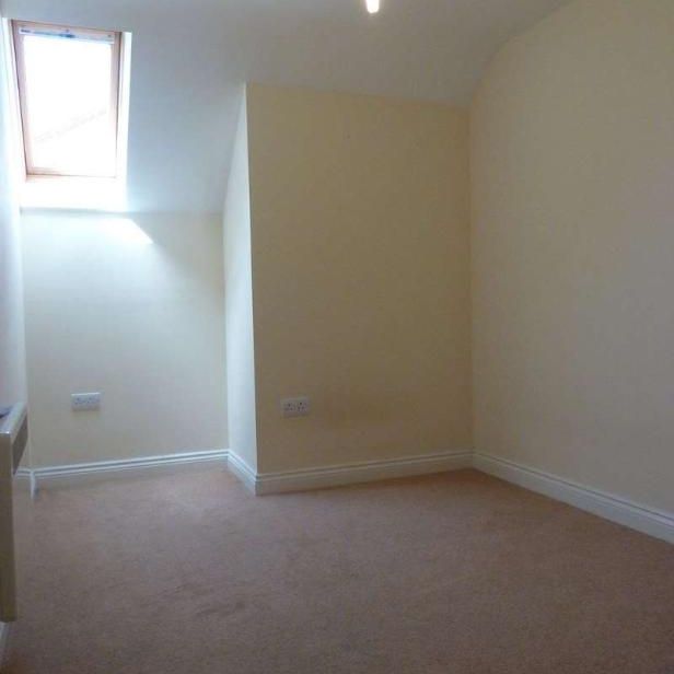 Bromyard Road, Worcester, WR2 - Photo 1