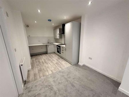 High Street, Neston, CH64 - Photo 5