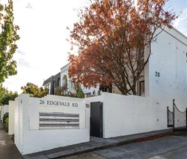 Split Level Townhouse - Photo 1