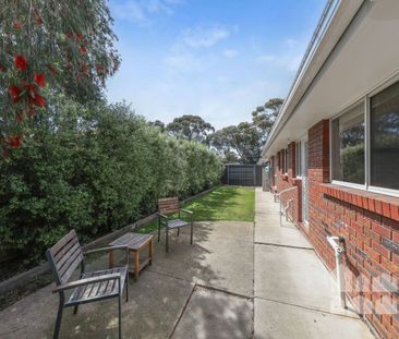 Light-Filled Living in a Quiet Altona North Location - Photo 1